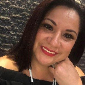 Meet your Posher, Ana maria